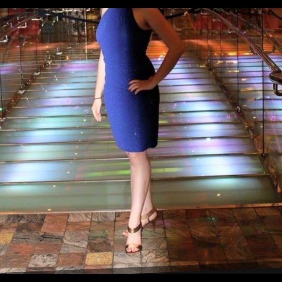 ELIZA J BLUE SPARKLY DRESS. PRE-OWNED. SIZE 4. - Picture 11 of 11